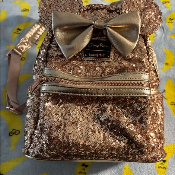 Loungefly - Picture 1 of 6